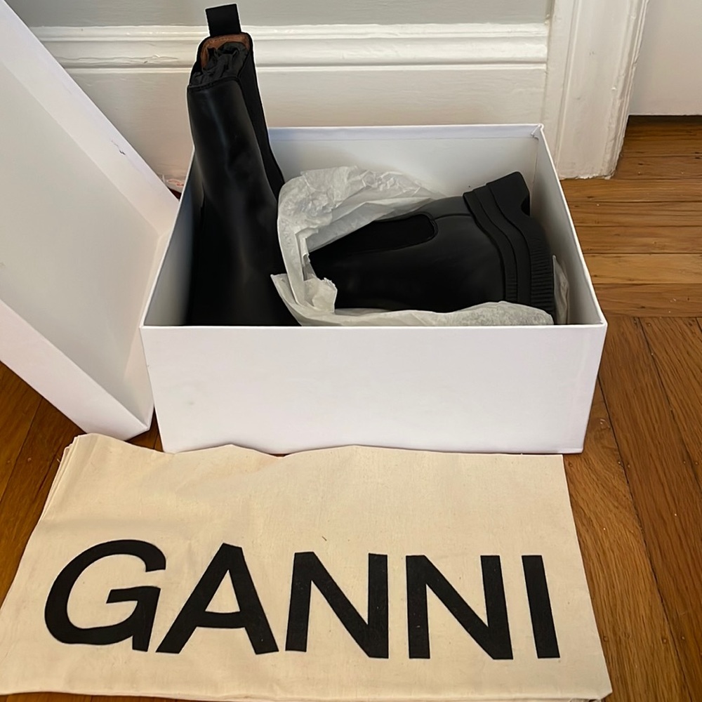 Ganni Creeper Calfskin Chelsea Booties